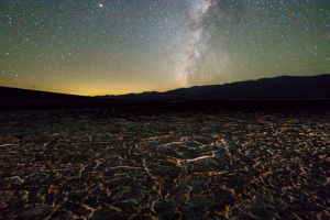 Death Valley - Stargazing - by Jeff Sullivan - flickr